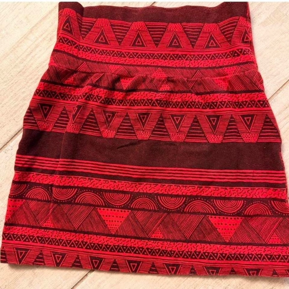 Rare American Apparel Red Geometric Mini Skirt – Size S